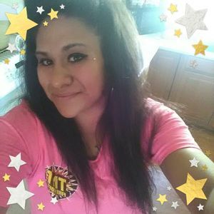 Meet your Posher, Desiree